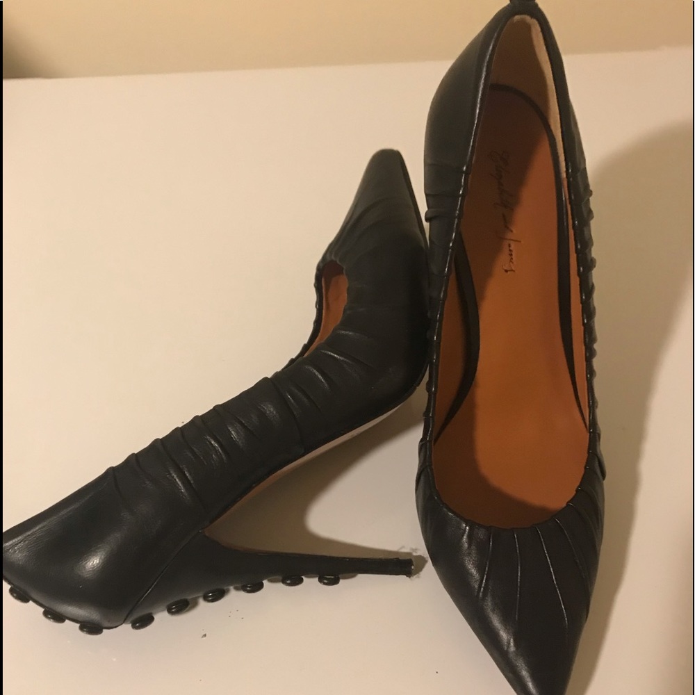 Black High heels